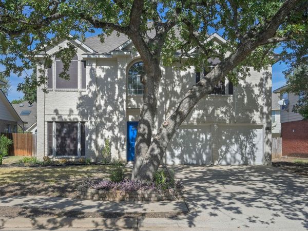 8104 LONGDRAW DR, Round Rock, TX 78681