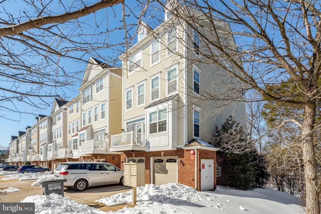 45768 Winding Branch Terrace, Sterling, VA 20166 Main Photo