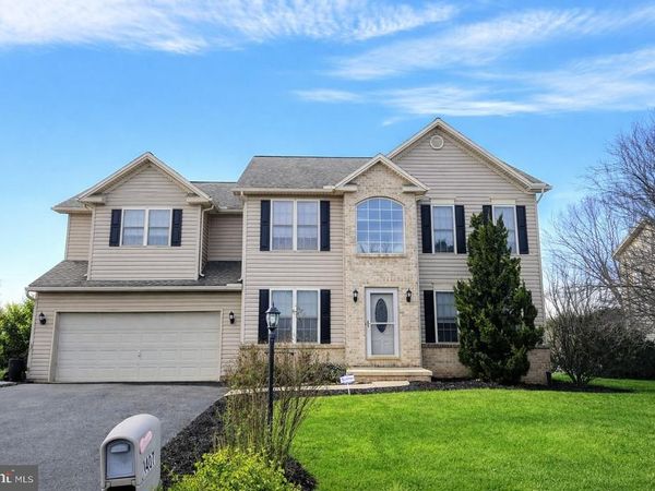 1407 WHEATFIELD DRIVE, YORK, PA 17408