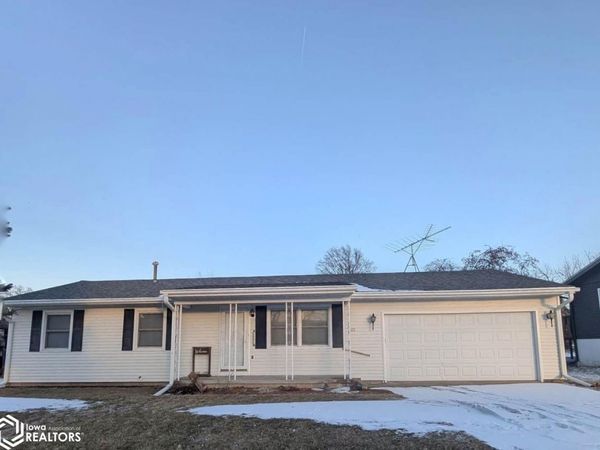 1622 Prairie Street, Grinnell, IA 50112