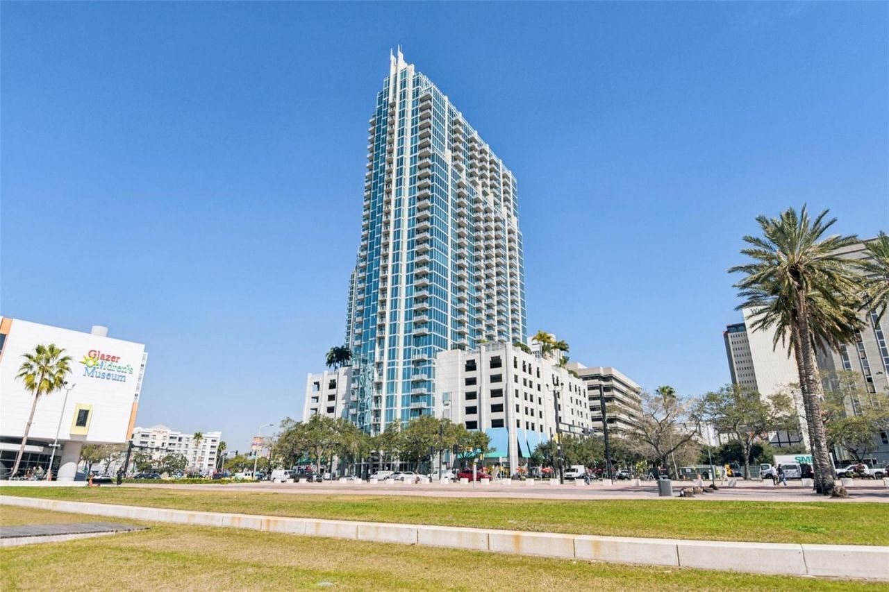 777 N Ashley Drive, Unit 1612, Tampa, FL 33602 Main Photo