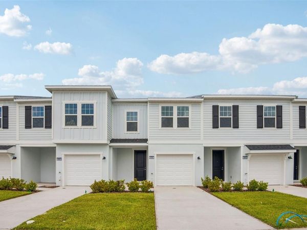 6856 HOLCOMBE DOWN DRIVE, ZEPHYRHILLS, FL 33541