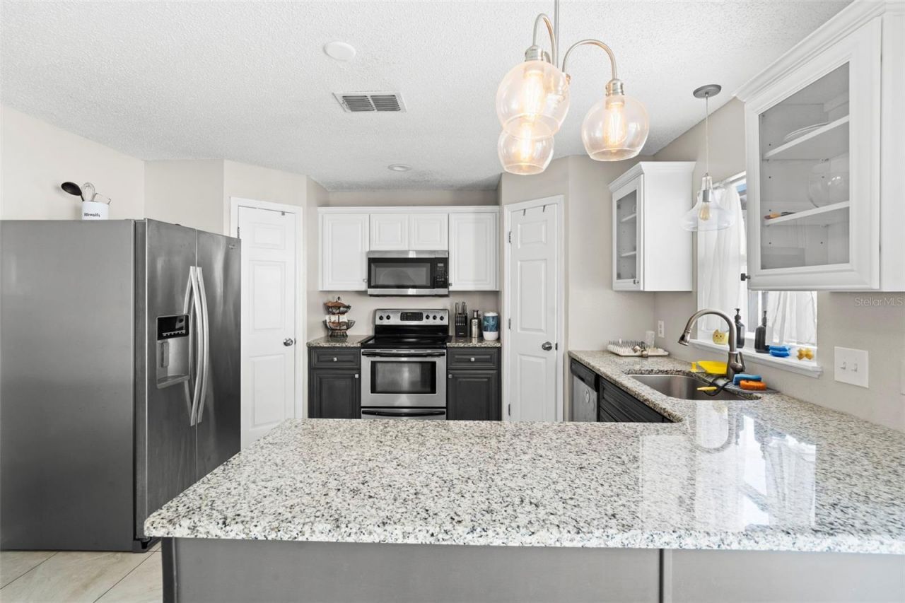 1643 Ridgemoor Drive, Mascotte, FL 34753 Photo