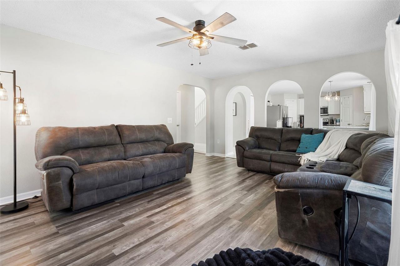 1643 Ridgemoor Drive, Mascotte, FL 34753 Photo