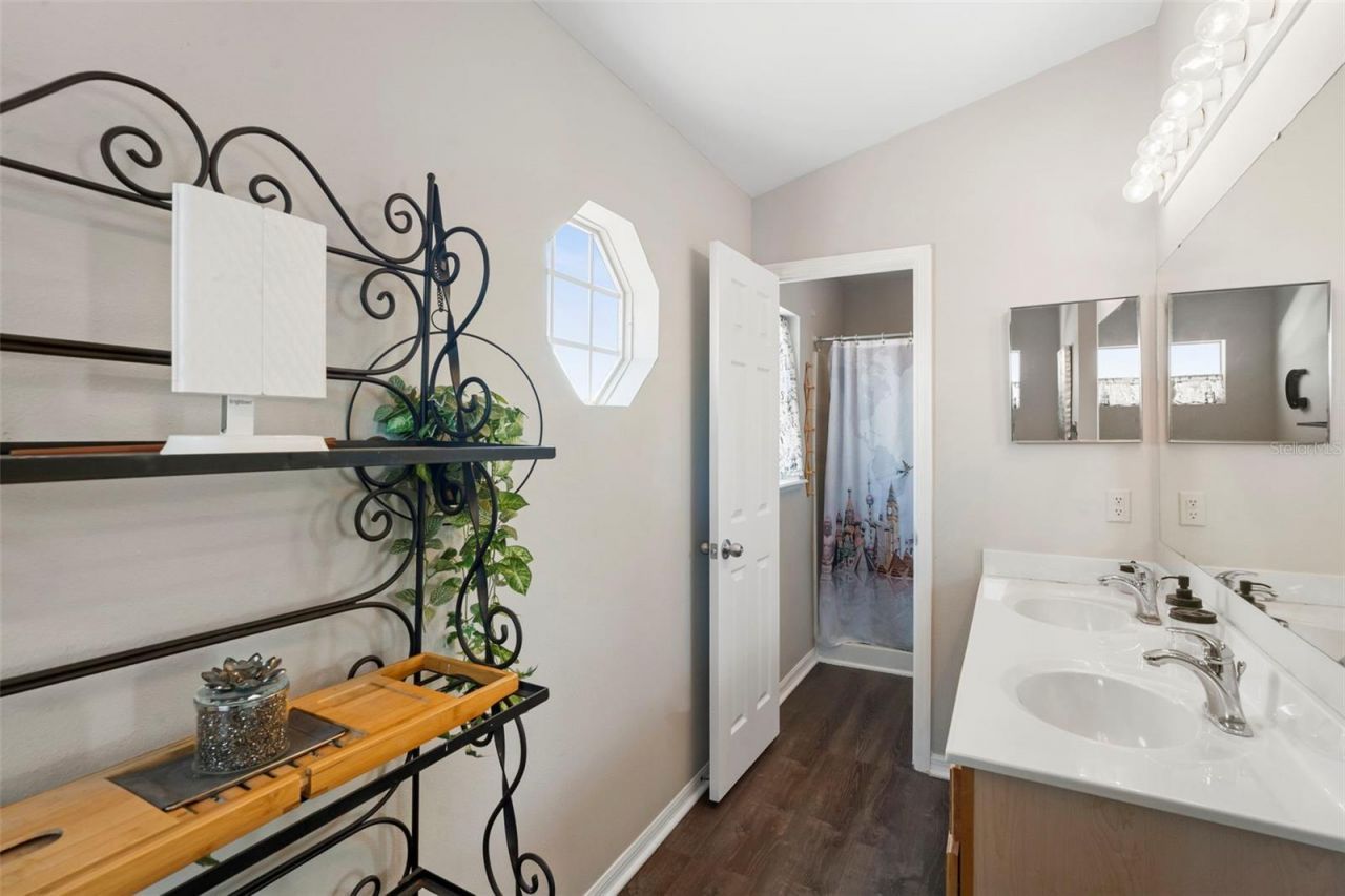 1643 Ridgemoor Drive, Mascotte, FL 34753 Photo