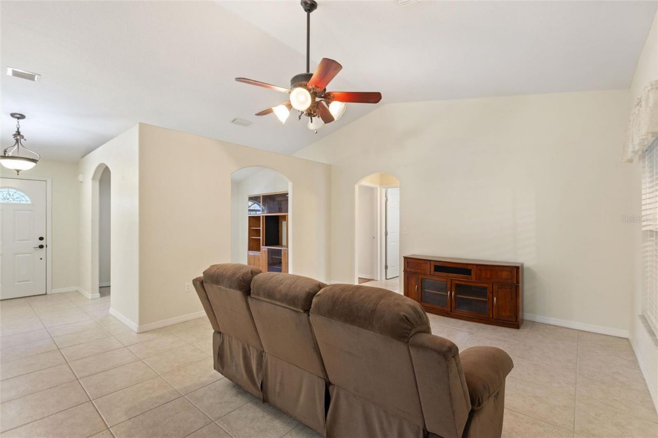 6645 Amaryllis Drive, Indian Lake Estates, FL 33855 Photo