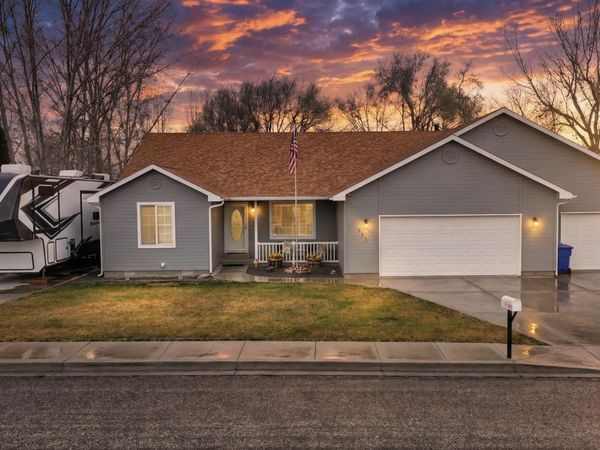 805 W 1st Street, Fruitland, ID 83619