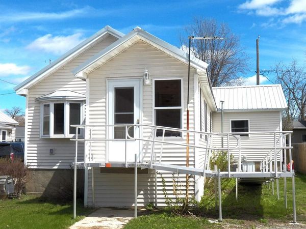 506 PARK AVENUE, Oconto, WI 54153