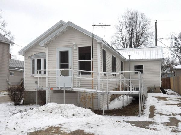 506 PARK AVENUE, Oconto, WI 54153