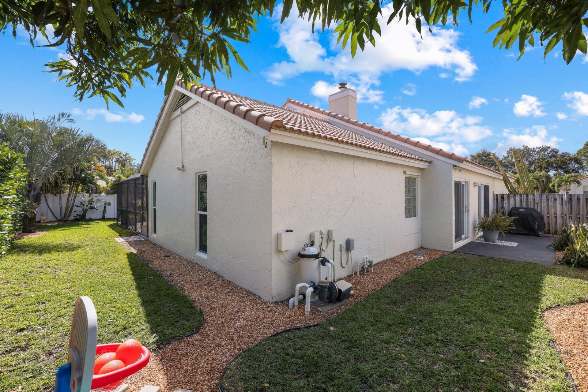 29 Dogwood Circle, Boynton Beach, FL 33436 Photo