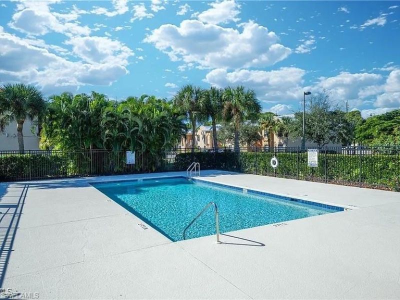 4160 Castilla Cir, Unit 103, Fort Myers, FL 33916 Photo