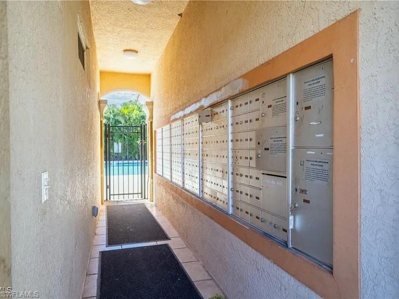 4160 Castilla Cir, Unit 103, Fort Myers, FL 33916 Photo