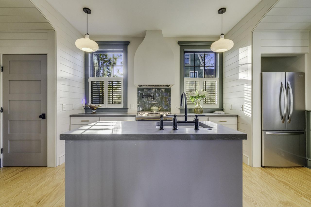 265 Coming Street Photo 7