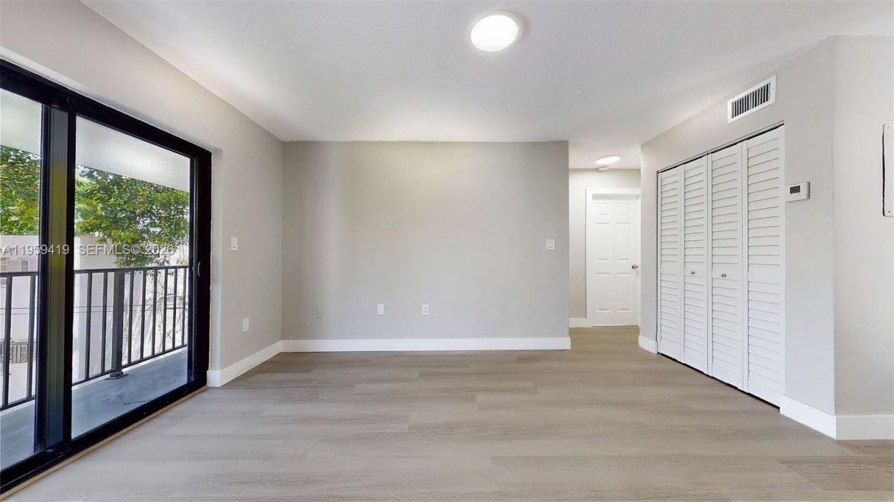 329 SW 9th Ave, Miami, FL 33130 Photo