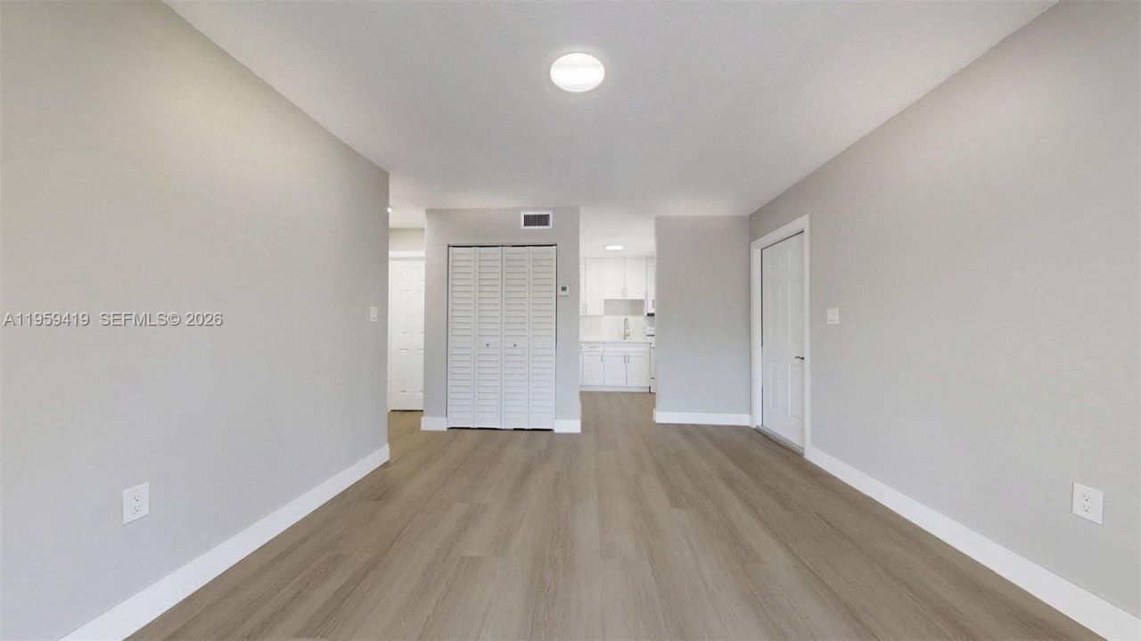 329 SW 9th Ave, Miami, FL 33130 Photo