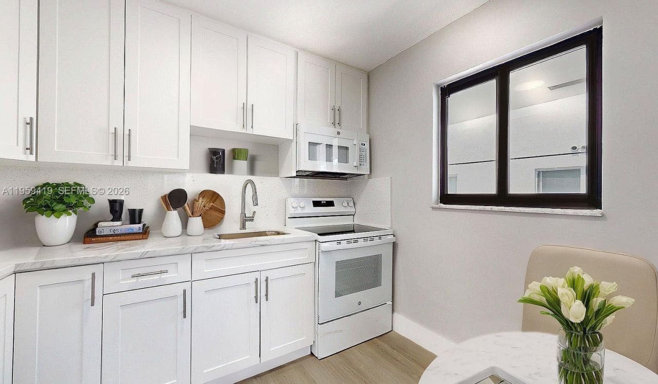 329 SW 9th Ave, Miami, FL 33130 Photo