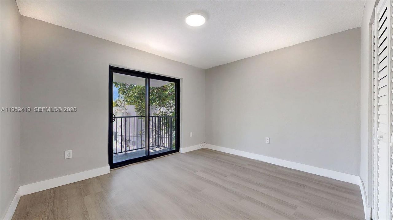 329 SW 9th Ave, Miami, FL 33130 Photo