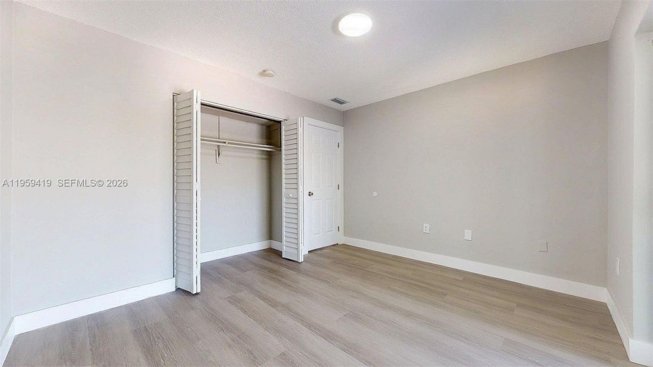 329 SW 9th Ave, Miami, FL 33130 Photo