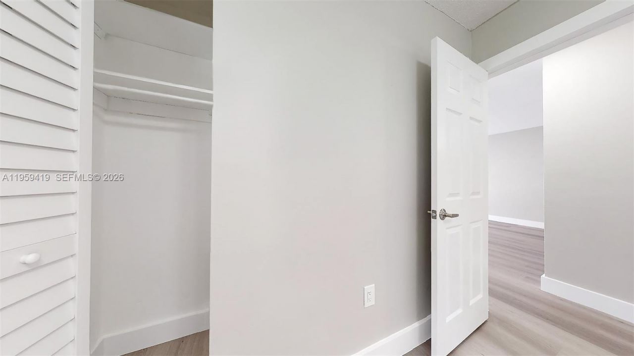 329 SW 9th Ave, Miami, FL 33130 Photo