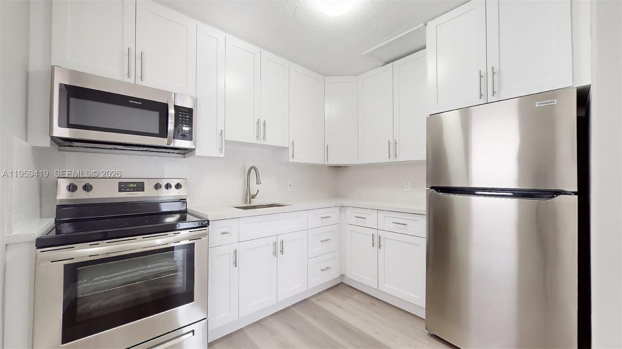 329 SW 9th Ave, Miami, FL 33130 Photo