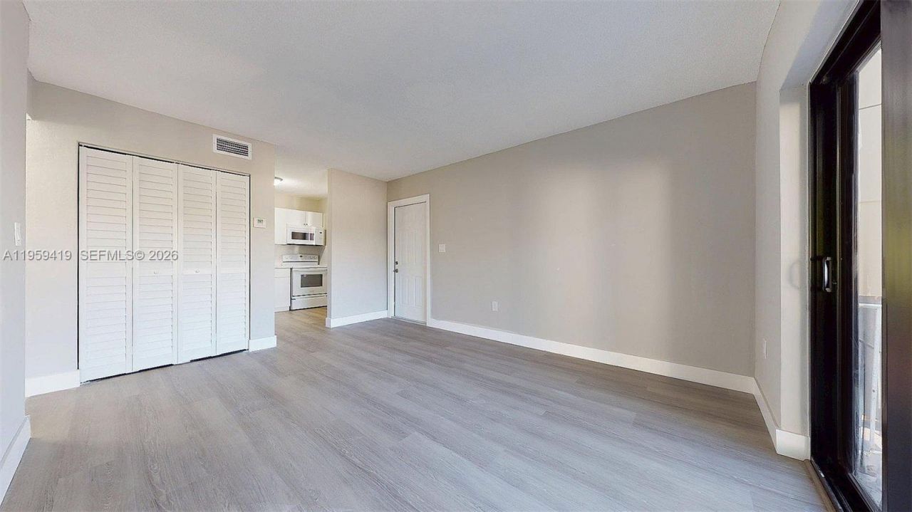 329 SW 9th Ave, Miami, FL 33130 Photo