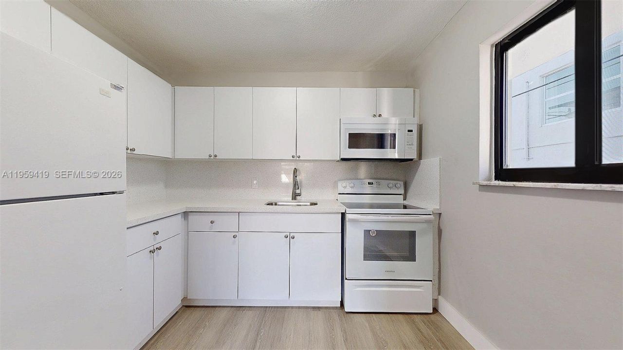 329 SW 9th Ave, Miami, FL 33130 Photo