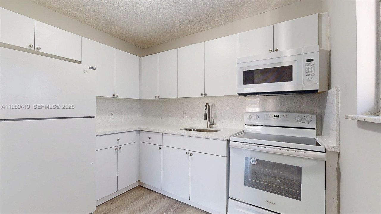 329 SW 9th Ave, Miami, FL 33130 Photo