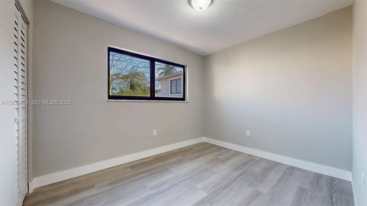 329 SW 9th Ave, Miami, FL 33130 Photo