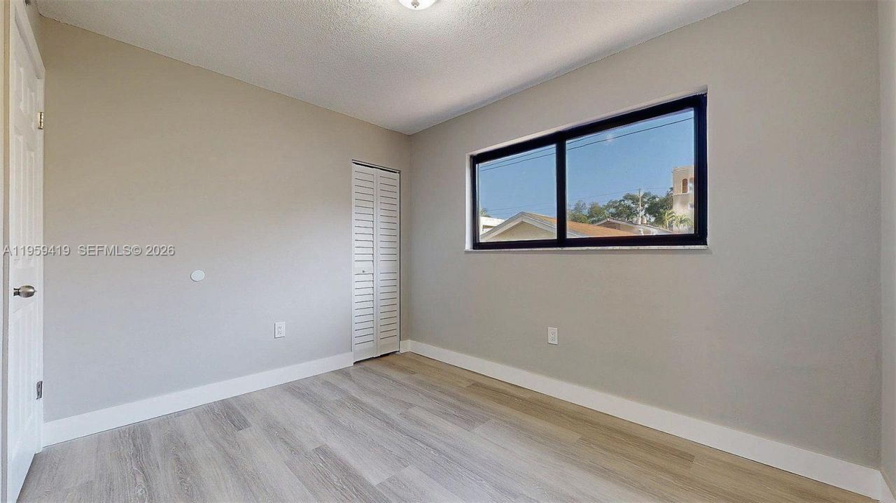 329 SW 9th Ave, Miami, FL 33130 Photo