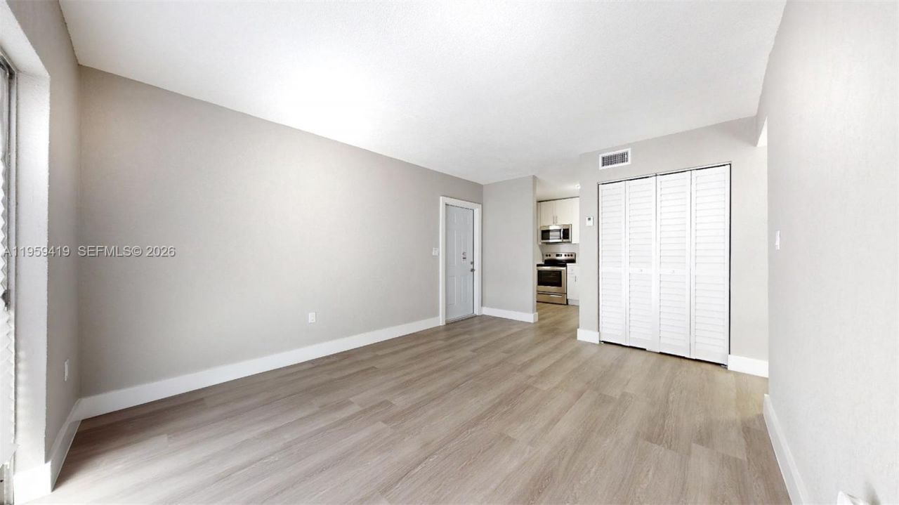 329 SW 9th Ave, Miami, FL 33130 Photo