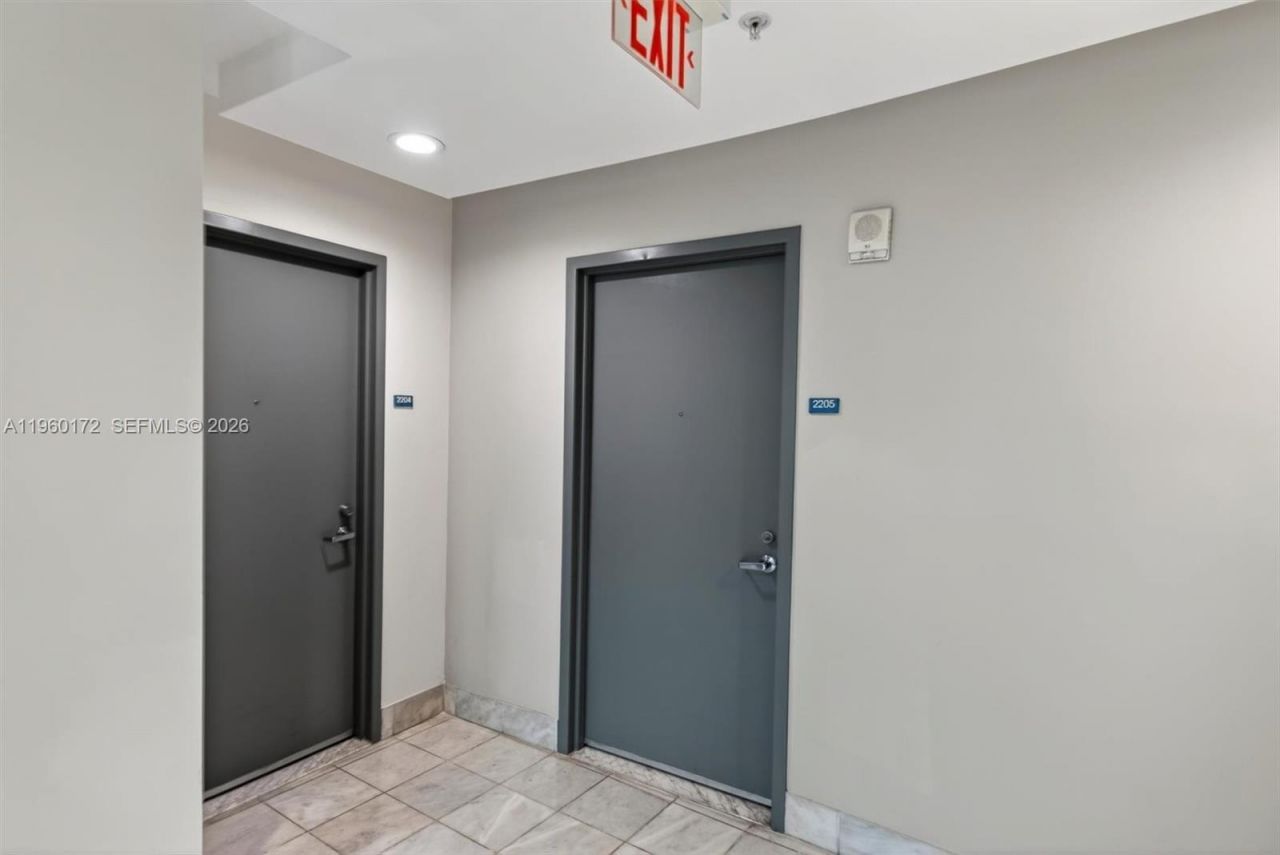 601 NE 36th St , Unit 2204, Miami, FL 33137 Photo