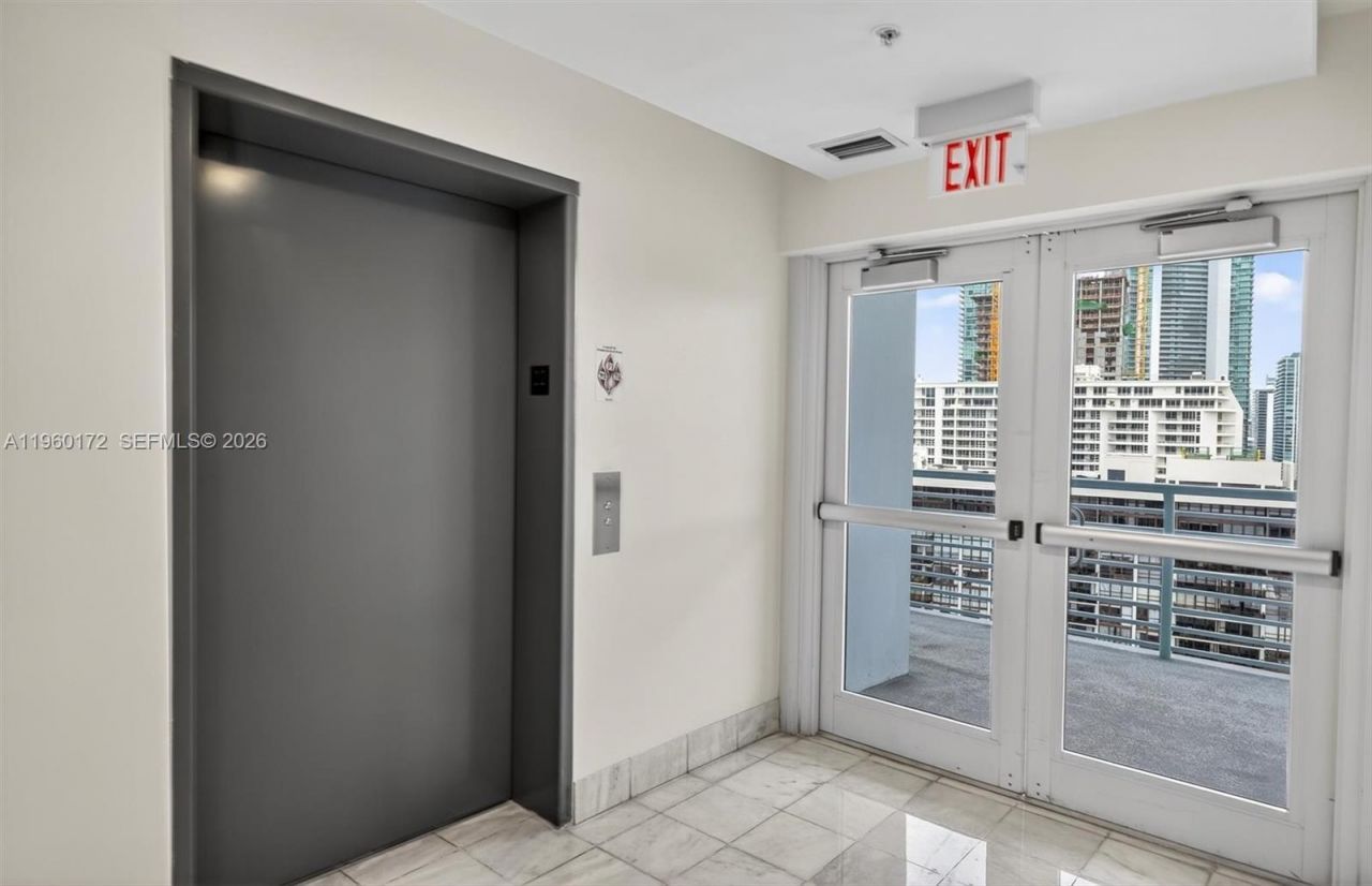 601 NE 36th St , Unit 2204, Miami, FL 33137 Photo