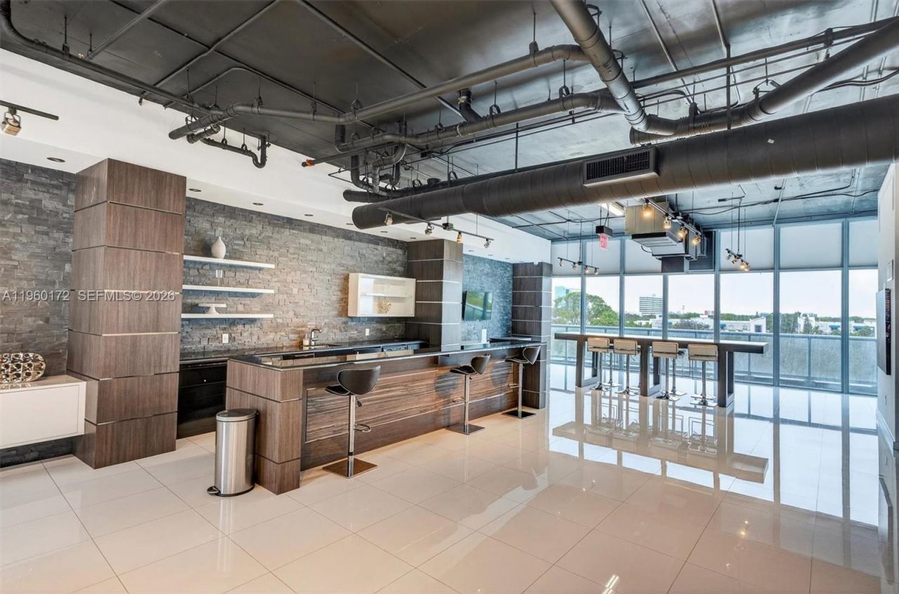 601 NE 36th St , Unit 2204, Miami, FL 33137 Photo