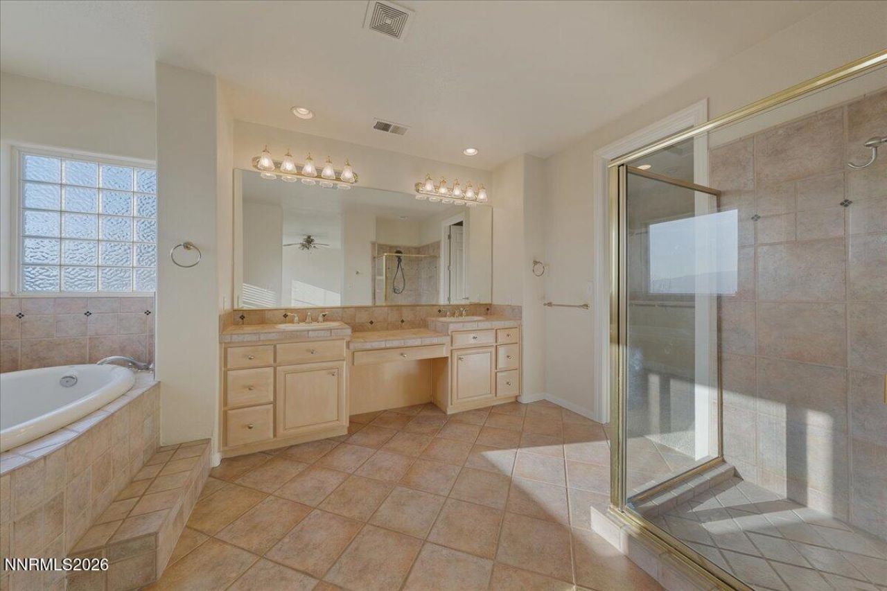 5436 Vista Terrace Lane, Sparks, NV 89436 Photo