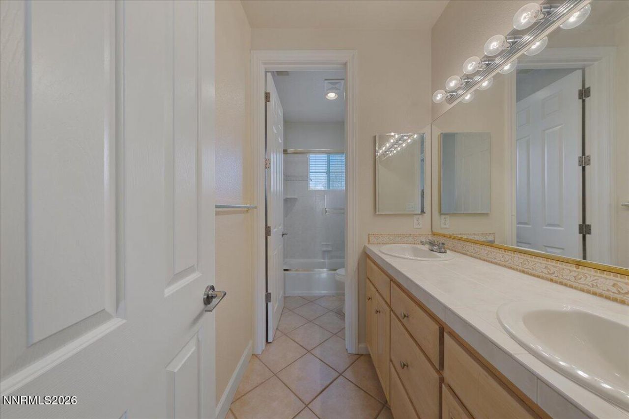 5436 Vista Terrace Lane, Sparks, NV 89436 Photo