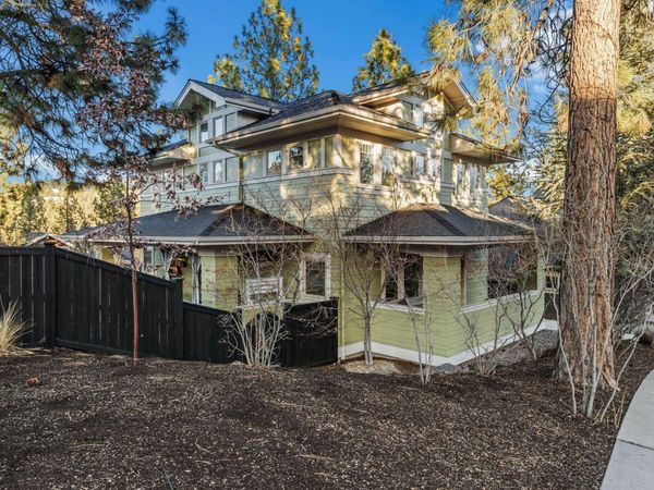 2398 NW Lemhi Pass Drive, Bend, OR 97703