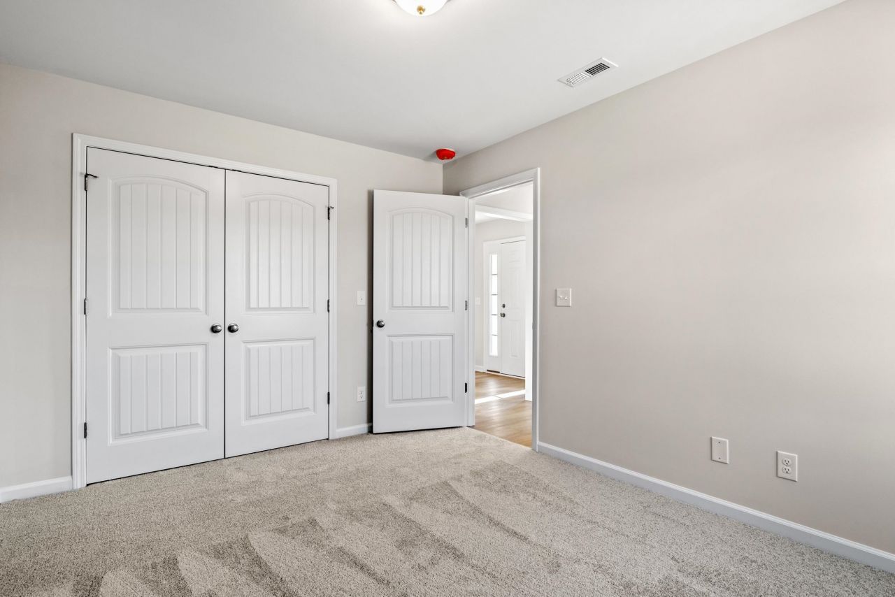 940 Woodside Dr. Photo 14