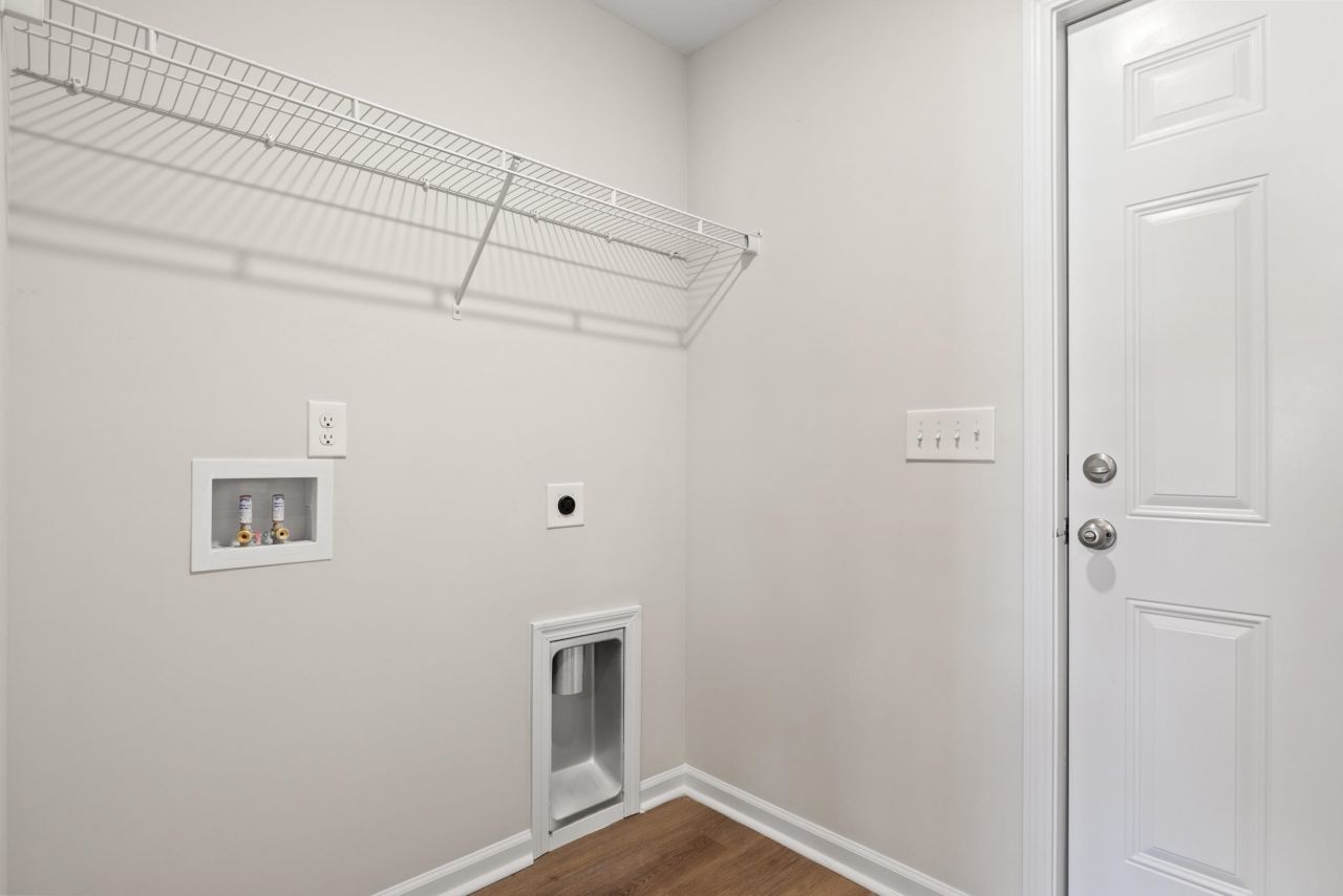 940 Woodside Dr. Photo 15