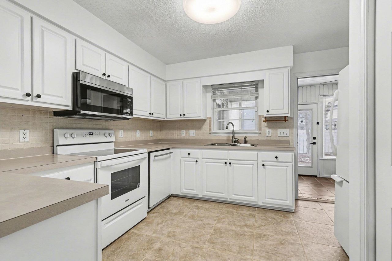 3978 Tybre Downs Circle Photo 9