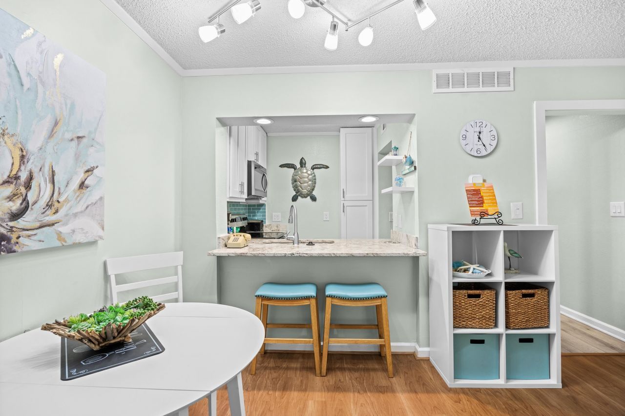 415 Ocean Creek Dr. Photo 18