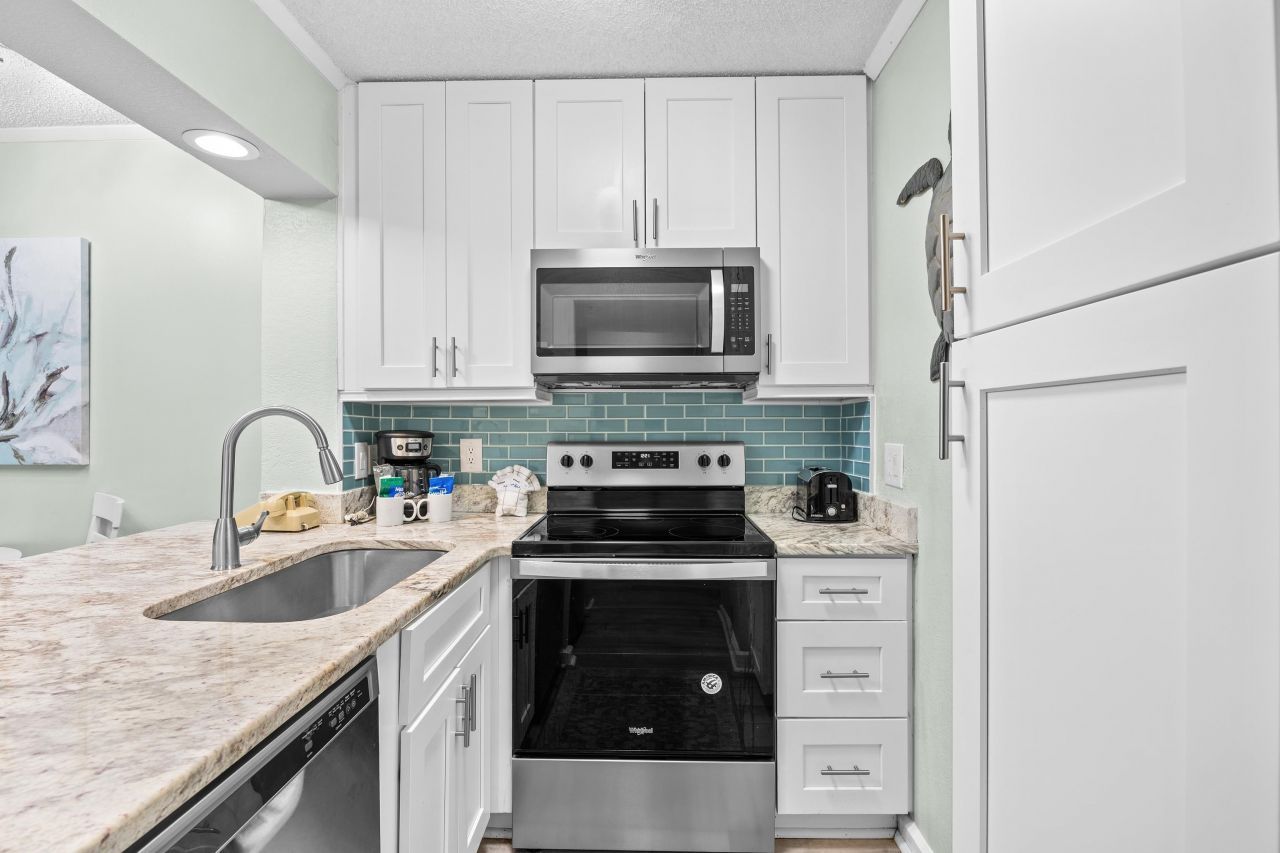 415 Ocean Creek Dr. Photo 4