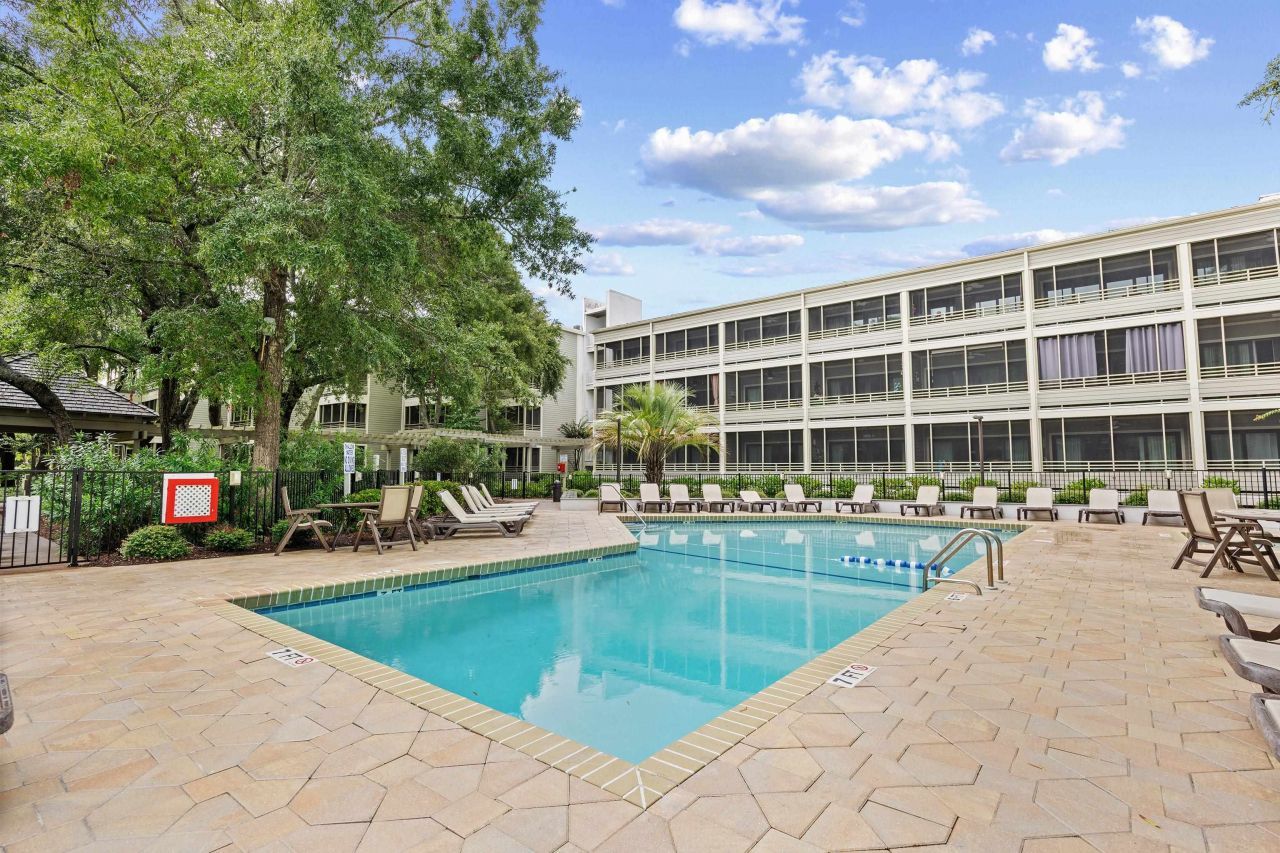 415 Ocean Creek Dr. Photo 40