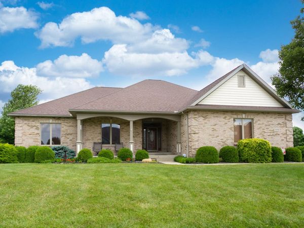 2659 Stonebridge Drive, Troy, OH 45373