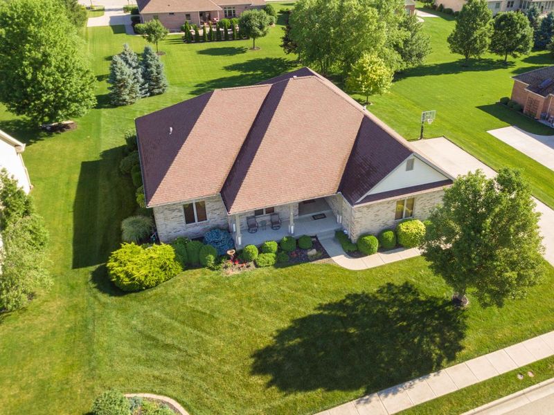 2659 Stonebridge Drive, Troy, OH 45373 Photo 14