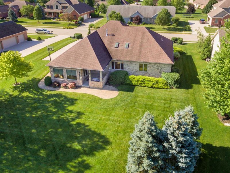 2659 Stonebridge Drive, Troy, OH 45373 Photo 21