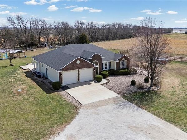 4154 Hamilton Terrace, Rantoul, KS 66079