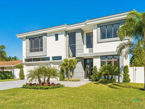 261 NW 8th Street, Boca Raton, FL 33432