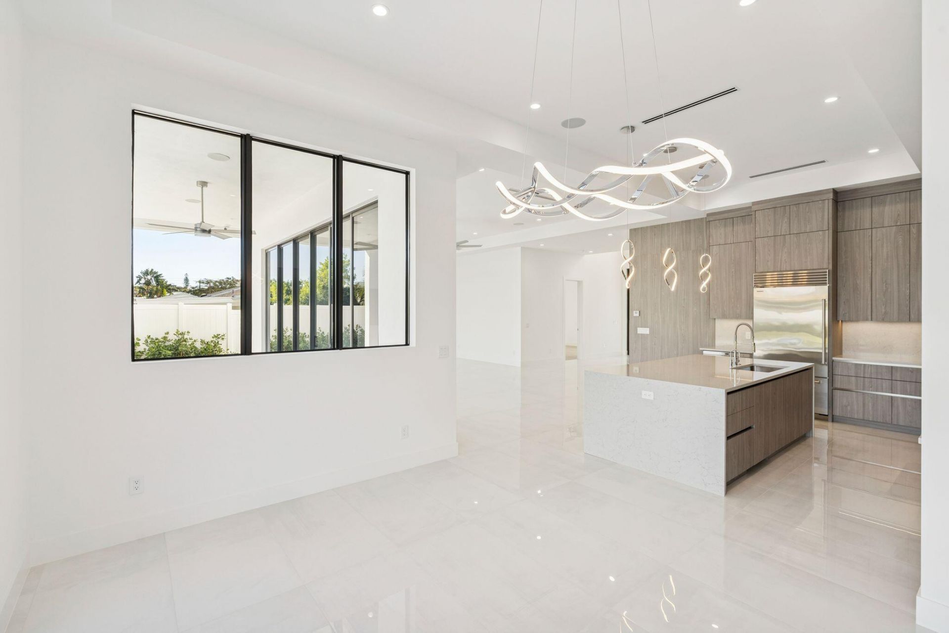 261 NW 8th Street, Boca Raton, FL 33432 Photo