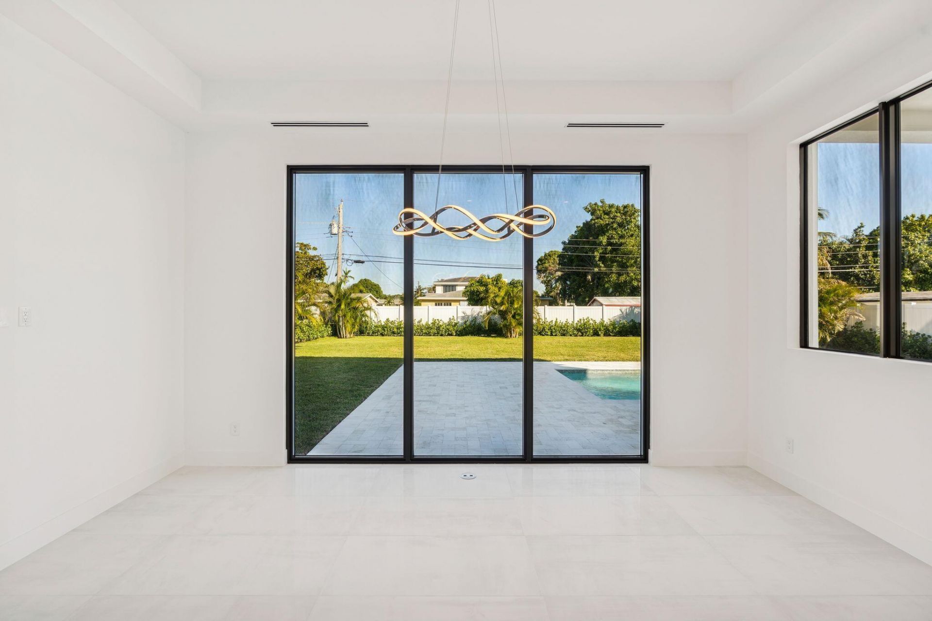 261 NW 8th Street, Boca Raton, FL 33432 Photo