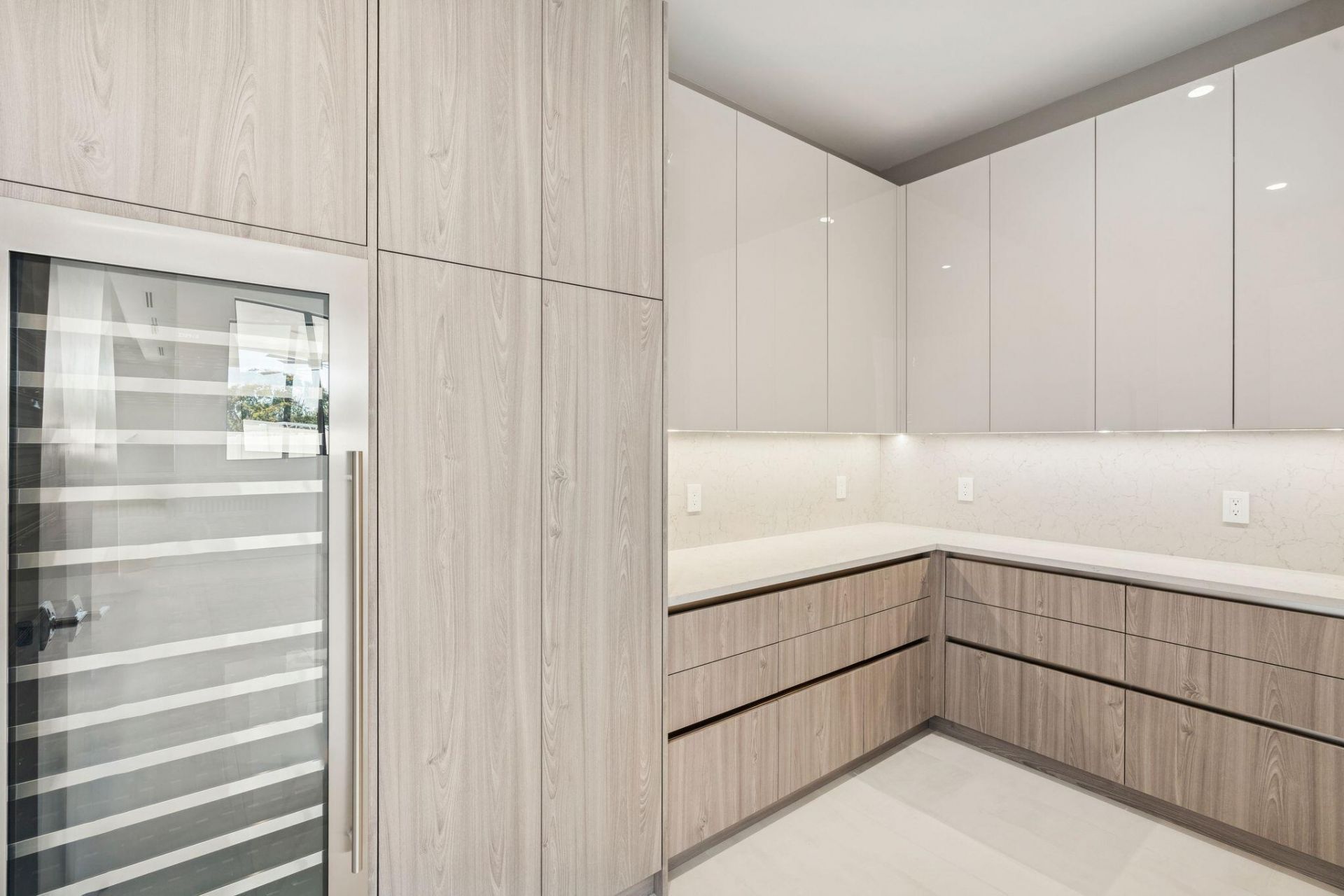 261 NW 8th Street, Boca Raton, FL 33432 Photo